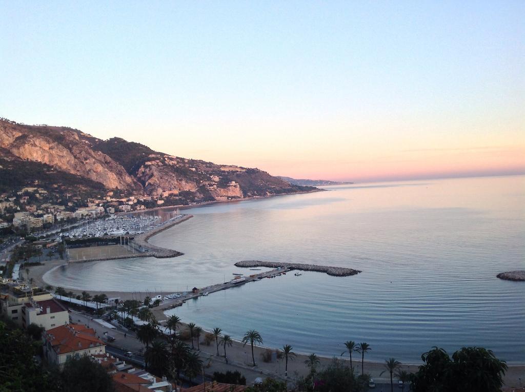 Cap Au Sud,Vue Panoramique Mer,Piscine Ментона Екстериор снимка