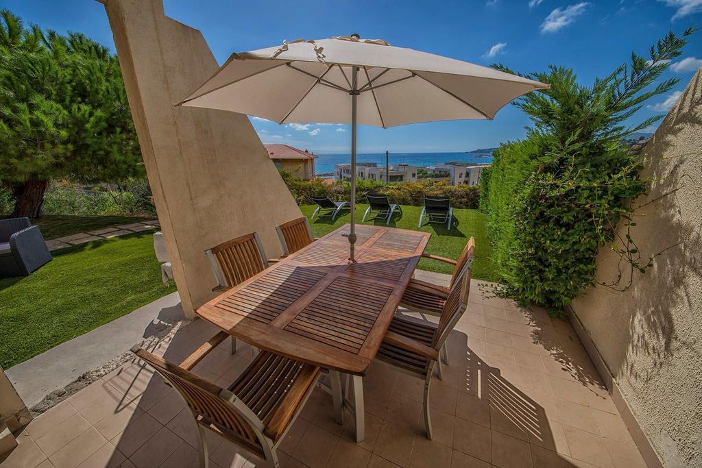 Cap Au Sud,Vue Panoramique Mer,Piscine Ментона Стая снимка