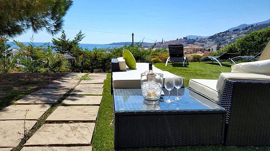 Cap Au Sud,Vue Panoramique Mer,Piscine Ментона Екстериор снимка